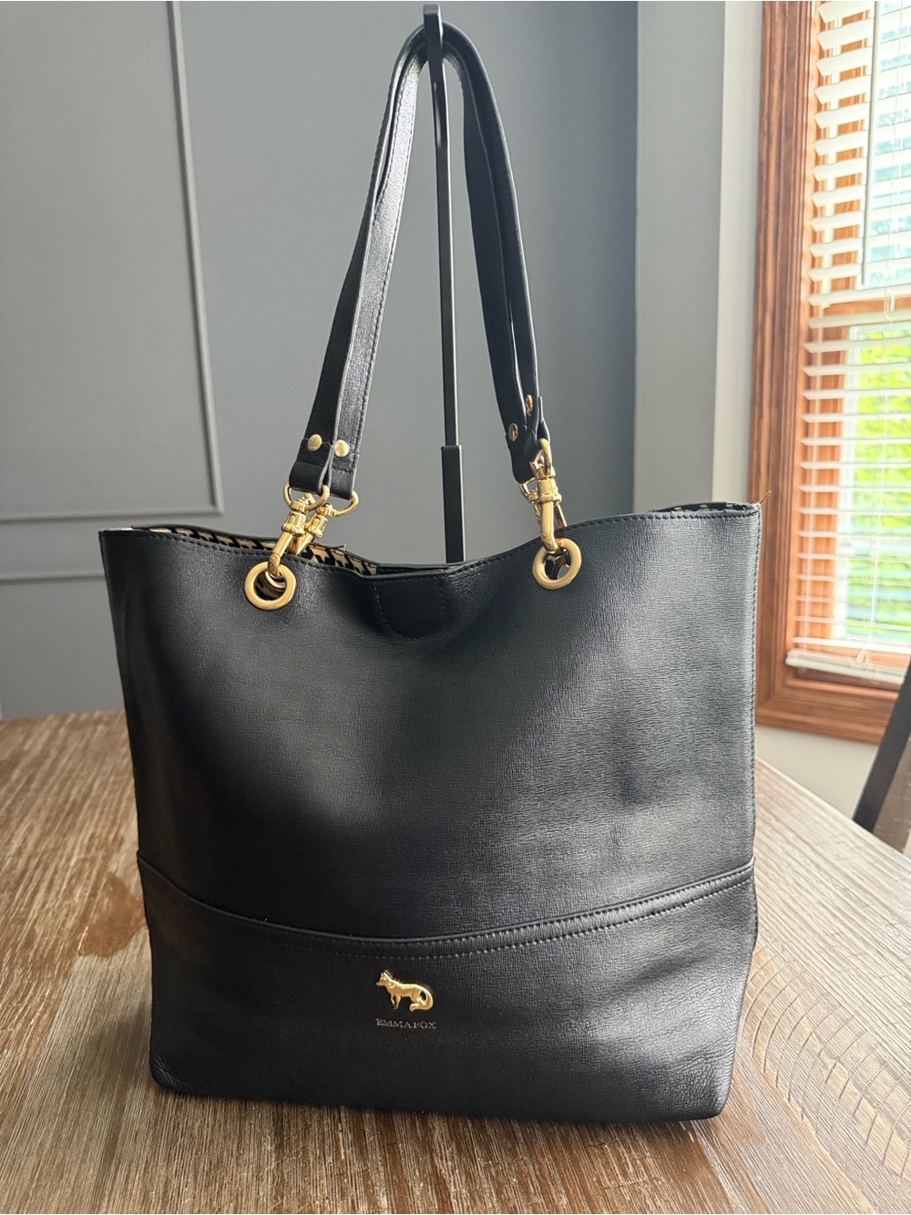 Emma Fox Jutland black leather tote